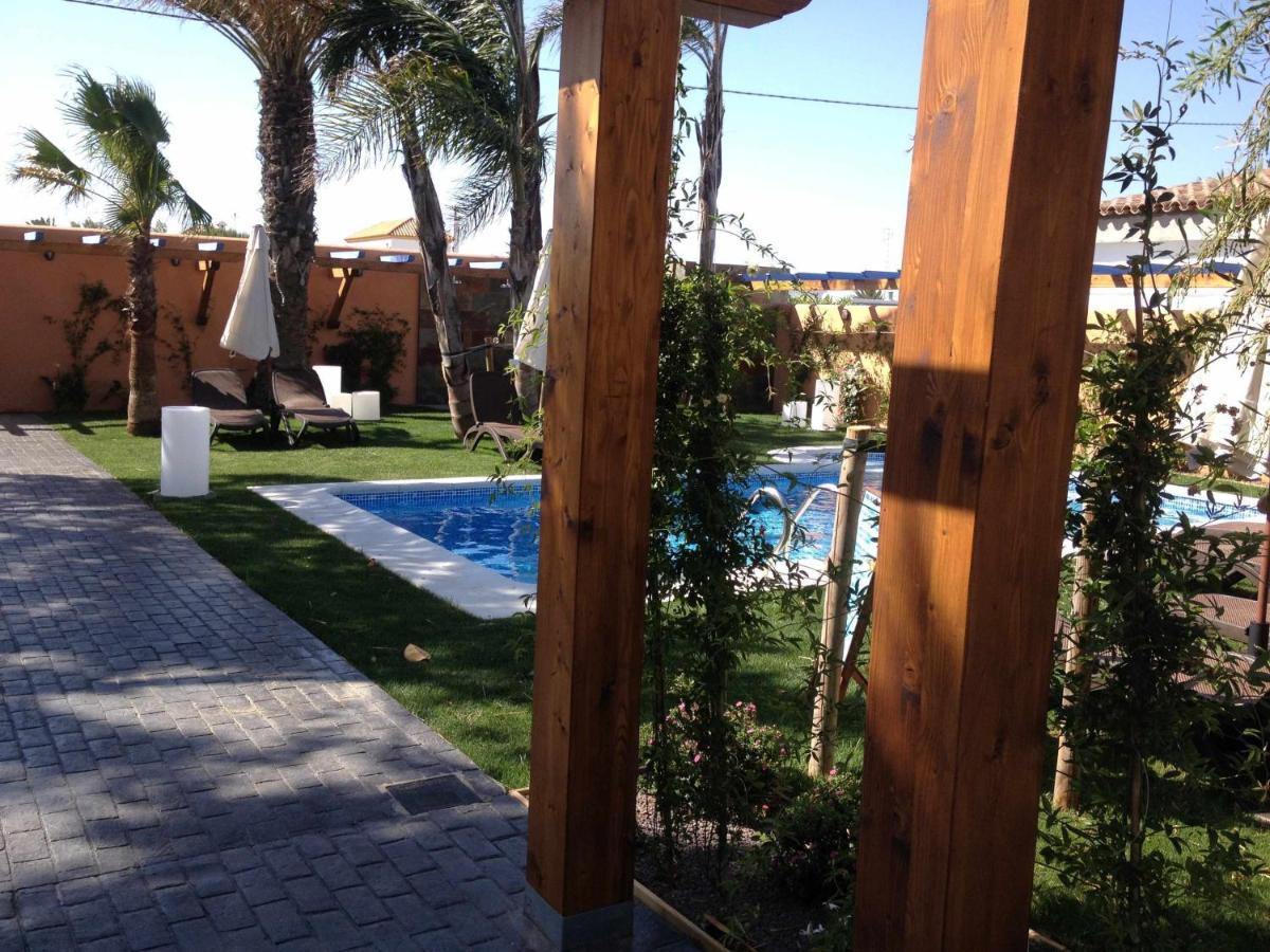 Casa Bungalows Con Jardin Privado Y Piscina Compa カディス エクステリア 写真
