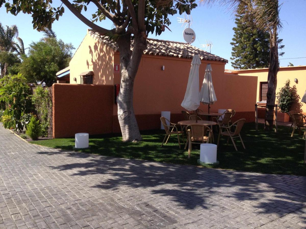 Casa Bungalows Con Jardin Privado Y Piscina Compa カディス エクステリア 写真