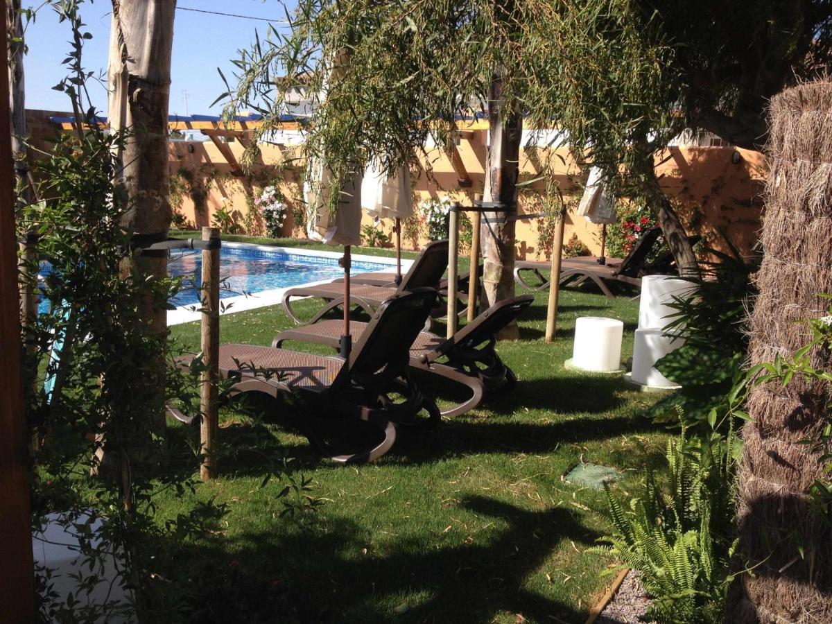 Casa Bungalows Con Jardin Privado Y Piscina Compa カディス エクステリア 写真